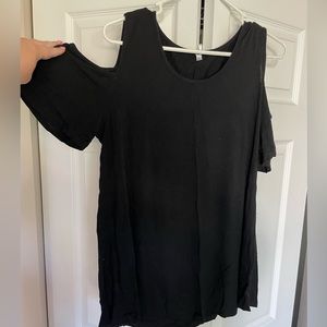 Black Cold Shoulder Tee